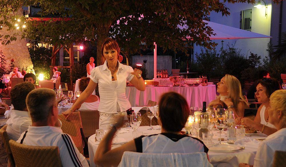 Hotel Teutschhaus Cortina Sulla Strada del Vino Eksteriør bilde