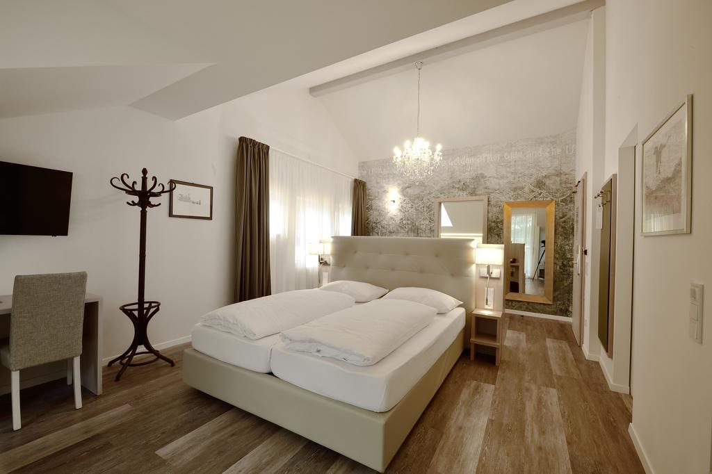 Hotel Teutschhaus Cortina Sulla Strada del Vino Eksteriør bilde