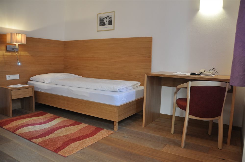 Hotel Teutschhaus Cortina Sulla Strada del Vino Eksteriør bilde