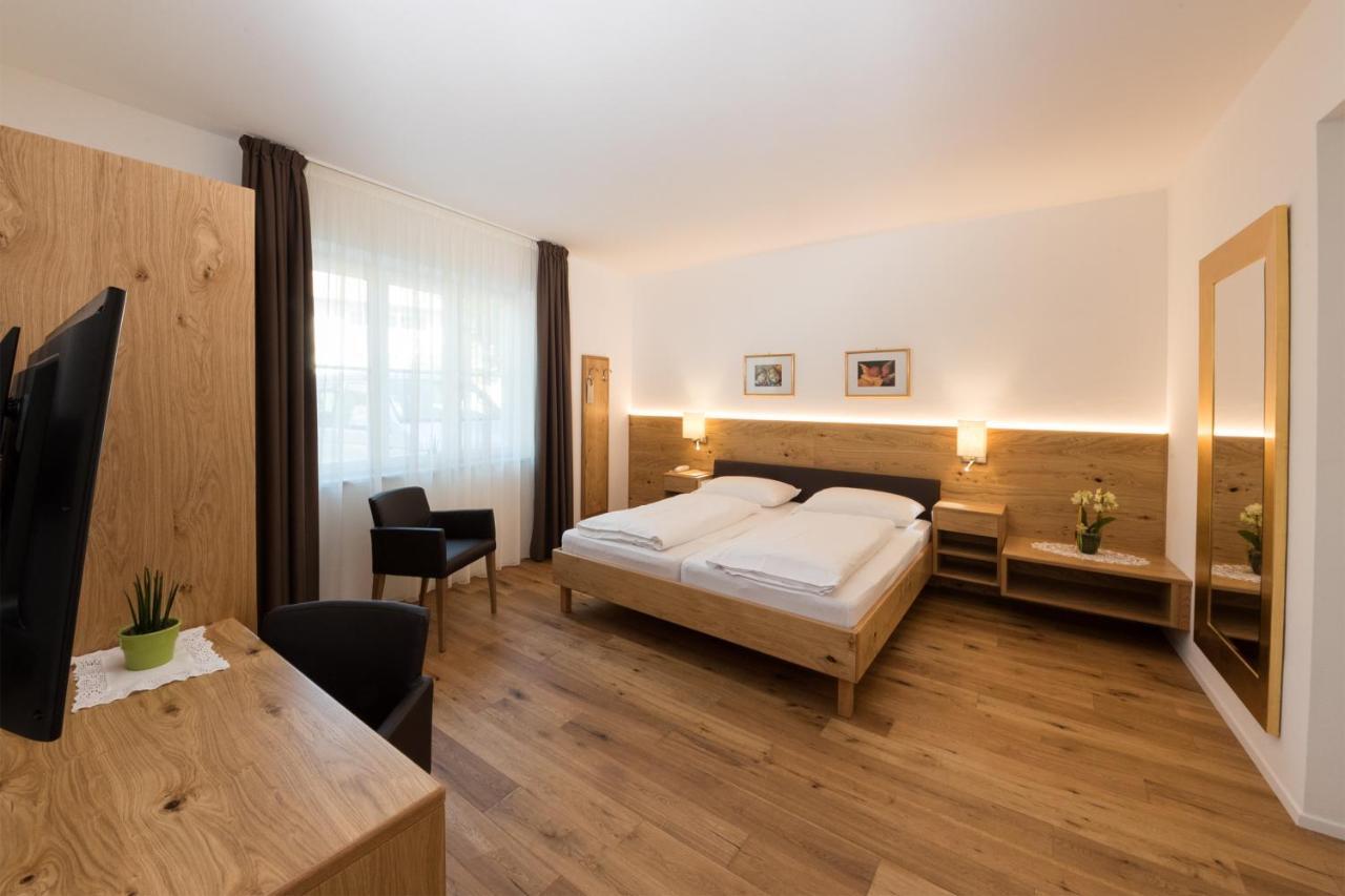 Hotel Teutschhaus Cortina Sulla Strada del Vino Eksteriør bilde